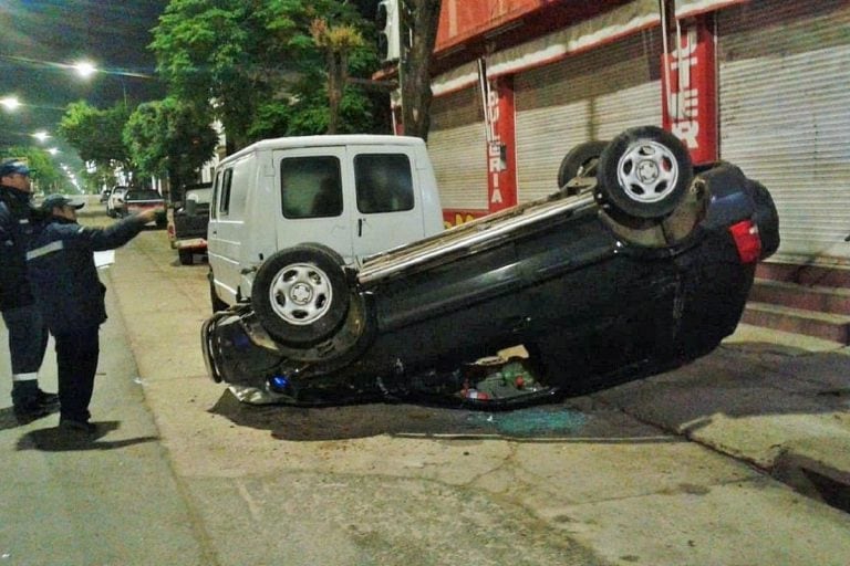 Vuelco en Gualeguaychú: 
Crédito: Policía