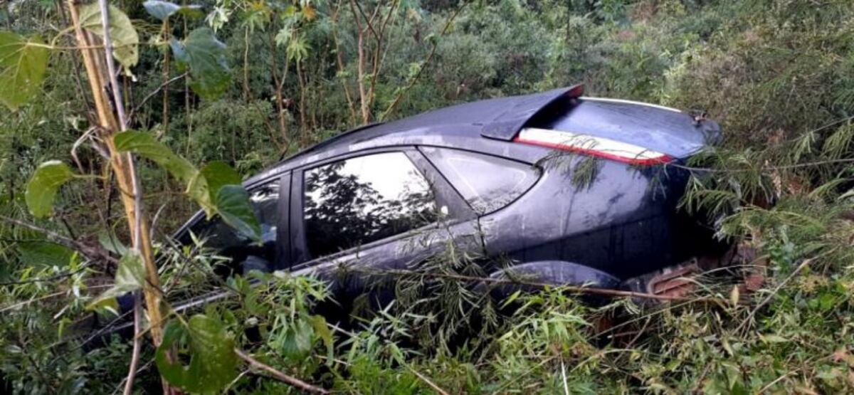 Gobernador Roca: le robaron el auto a punta de pistola