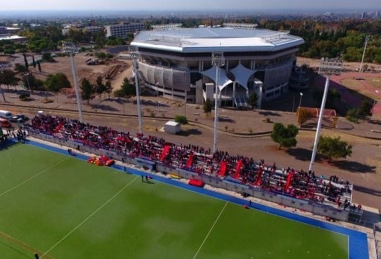 El estadio cubierto, ubicado en el Parque General San Martín.