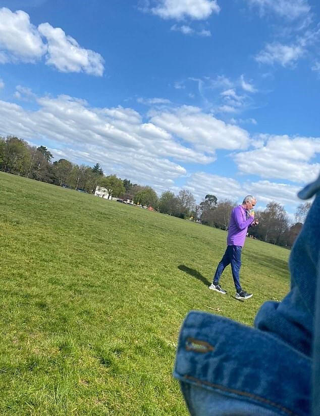 Mourinho y tres futbolistas rompieron la cuarentena y entrenaron en un parque de Londres