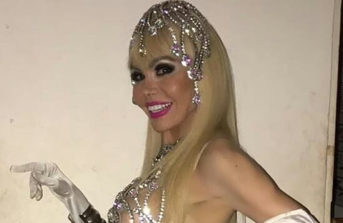 Adriana Aguirre, diosa total a los 68 años