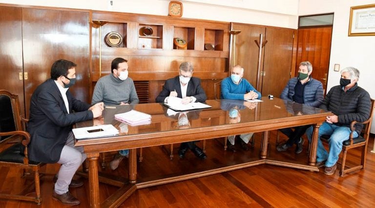 La firma del contrato para las obras se llevó a cabo en la Casa de Gobierno (APN)