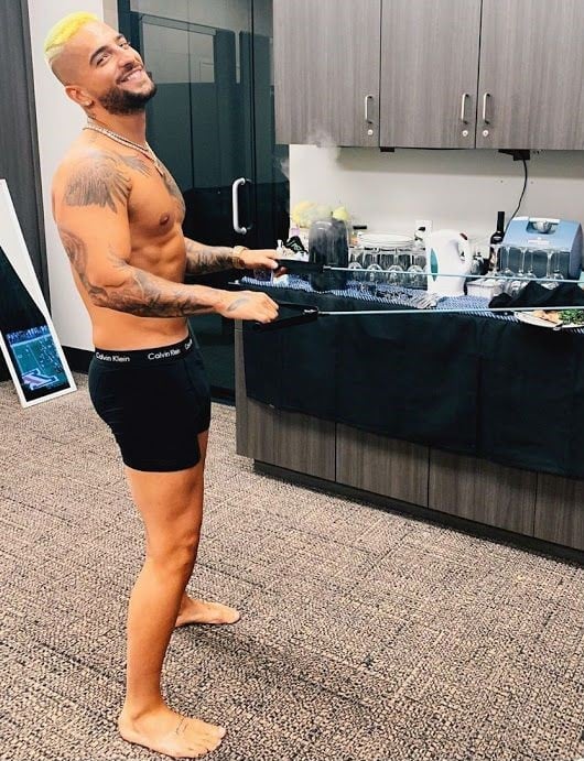 Maluma explotó las redes con una foto en ropa interior