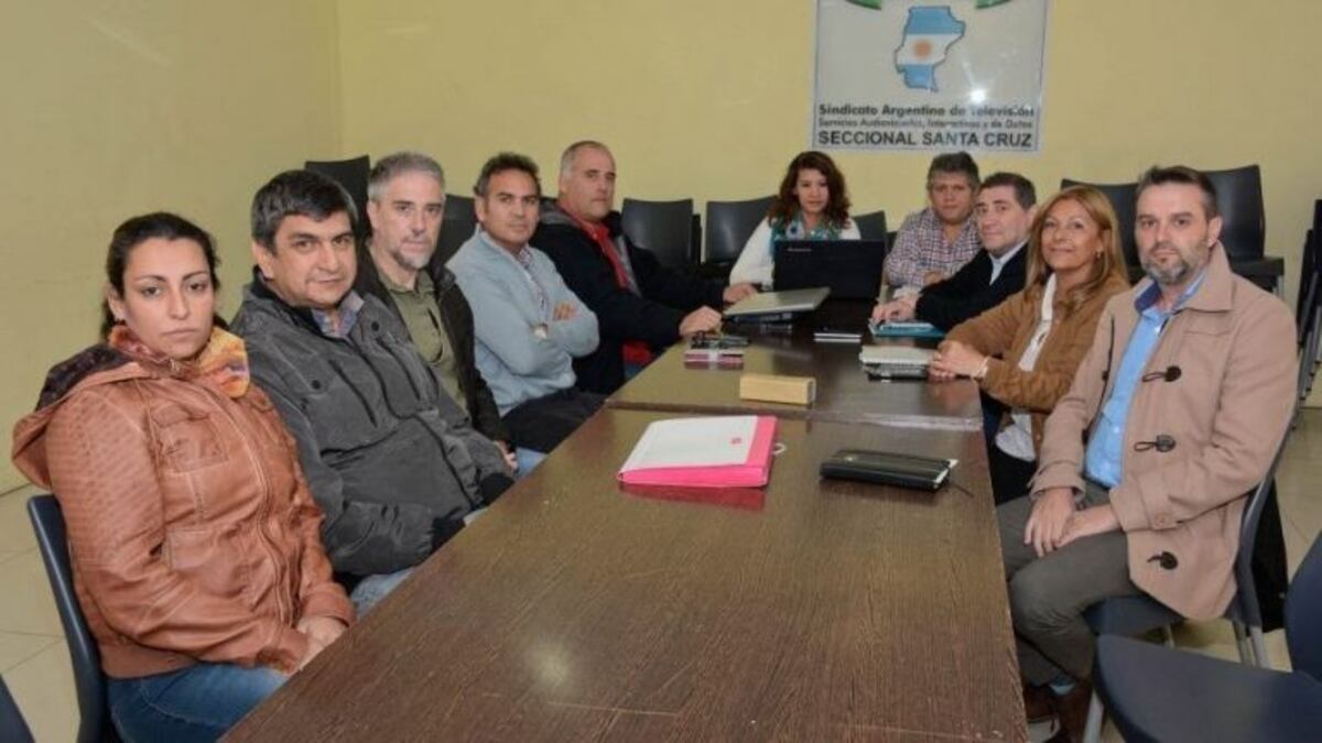 Convocan a ADOSAC y AMET a paritarias