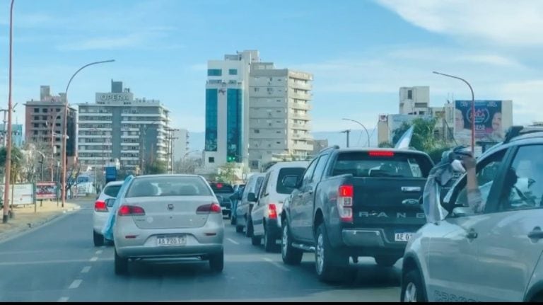 Banderazo en Carlos Paz