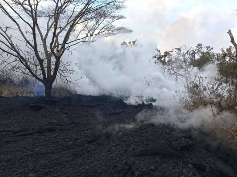 En fotos: la erupción del volcán hawaiano Kilauea complicó la situación en la zona