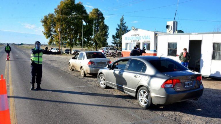 Habrá controles en los pasos fronterizos entre provinvias (web).