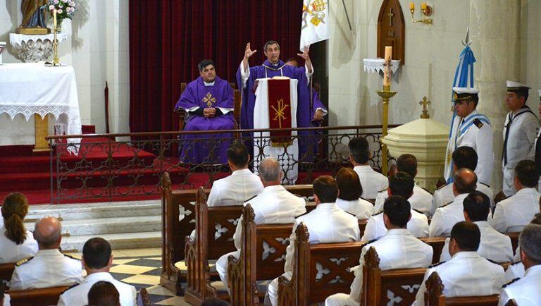 Misa por los Muertos por la Patria
(Foto: Gaceta Marinera)