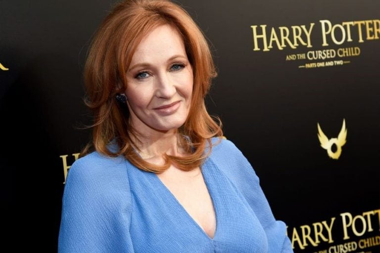 La creadora de Harry Potter ha sido blanco de críticas de activistas trans, a los que molestaron algunas de las publicaciones en sus redes sociales. (Foto:AP)