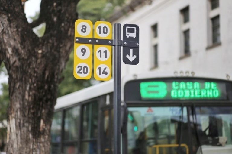 La UTA cerró el acuerdo paritario y el viernes 23 volvió el transporte en Rosario.