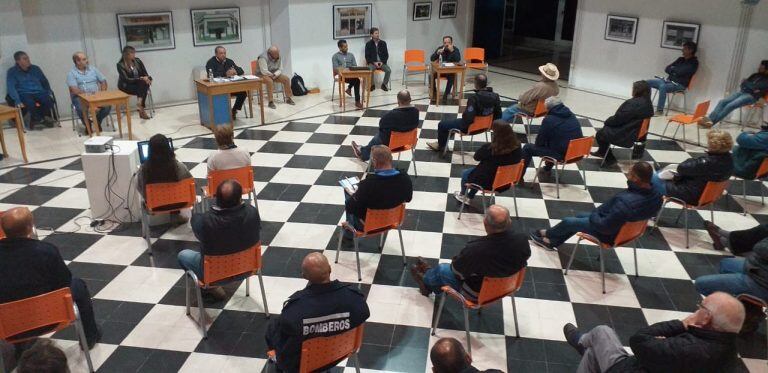 Reunión de Defensa Civil ampliada en Tres Arroyos