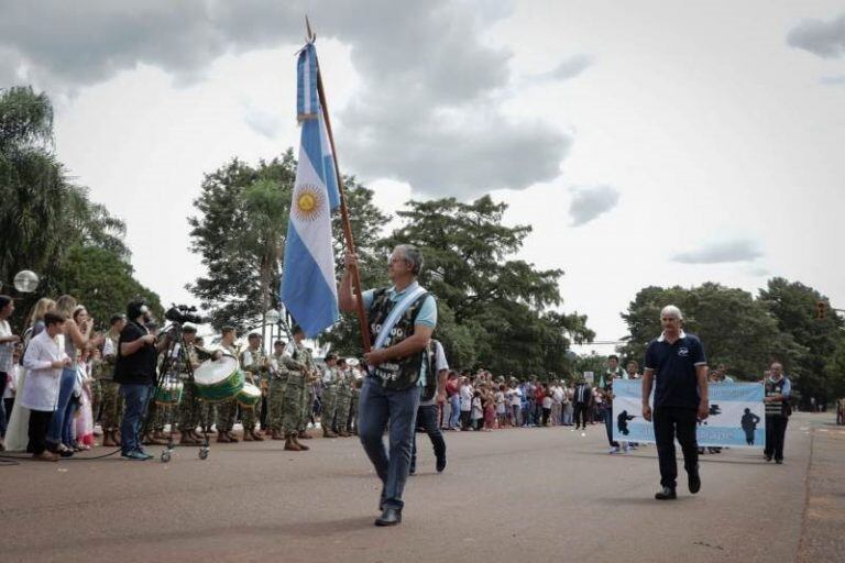 Veteranos del combate en Malvinas desfilaron en Campo Viera. (MisionesOnline)