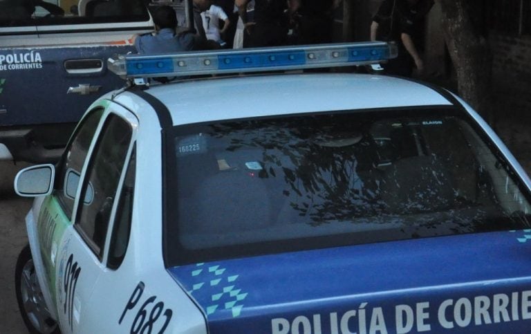 Comerciante sacó a pasear a los perros y sufrió un violento robo.