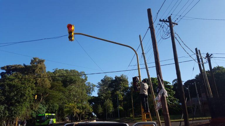 Semáforos en Posadas. (Mun. de Posadas)