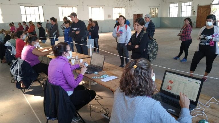 Entrega de Bolsones alimentarios en Rafaela