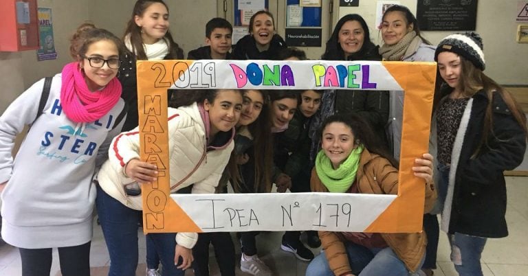 Alumnos del Ipea 179 en la Maratón del papel 2019.