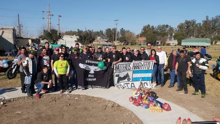 Entrega dia del niño Infancia Segura Corazones Solidarios Via Arroyito