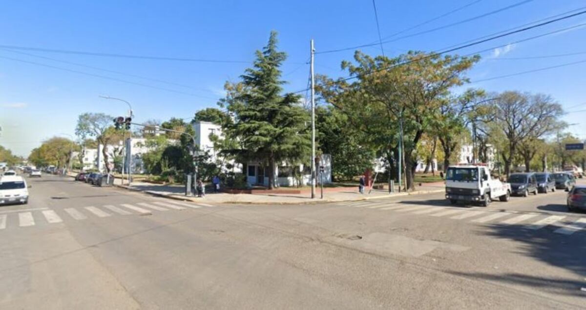 Una oficial de la Policía de la Ciudad se resistió a un asalto y un delincuente terminó muerto