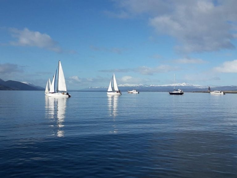 Regata con la familia Náutica Austral