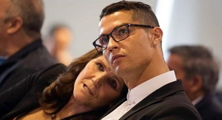 Cristiano Ronaldo y su madre Dolores (Foto: Instagram/@doloresaveiroofficial)