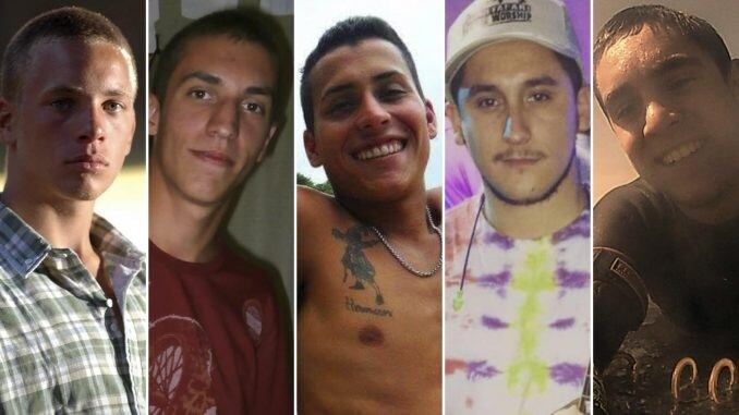 Los cinco amigos acusados: Lucas Pitman (21), Tomás Jaime (23), Juan Cruz Villalba (23), Emanuel Díaz (23) y Roberto Costa (21)