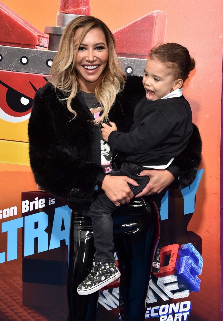 Naya Rivera con su hijo Josey Hollis Dorsey (Foto: Chris Delmas / AFP)