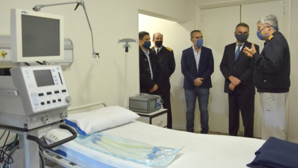 El Ministro de Defensa visitó Puerto Belgrano
