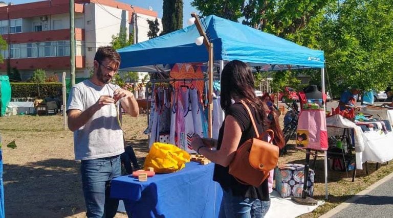 Feria de artesanos en el Medasur (Vïa Santa Rosa)