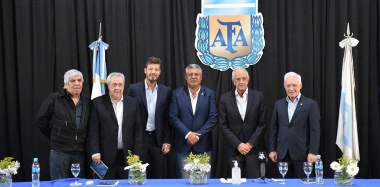 La AFA está a la espera de que la FIFA envíe su protocolo y cuando se reciba "se le harán unos retoques". (W