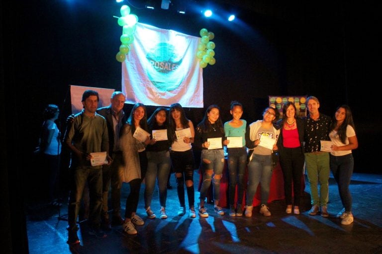 El voley del club Espora Campeó sub 13, 14 y 16 en Bahía Blanca.