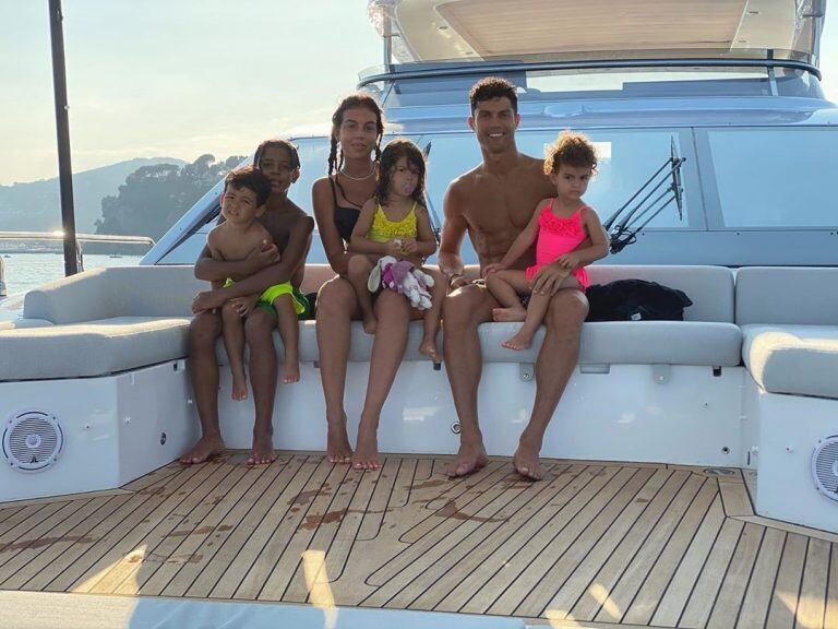 El increíble yate de Cristiano Ronaldo y Georgina Rodríguez