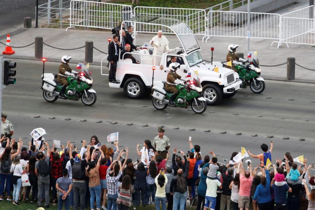 El papa Francisco arribó a Chile en su sexta gira latinoamericana