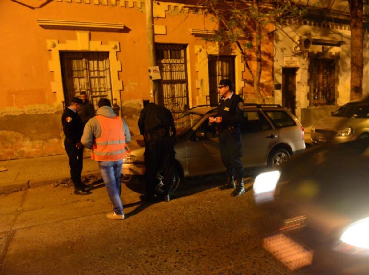 Detienen a un naranjita que le robó a la conductora de un vehículo