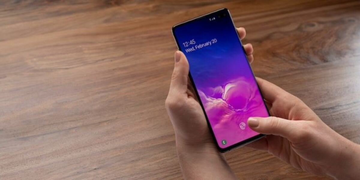 Aduana entregó cientos de celulares a la DGE