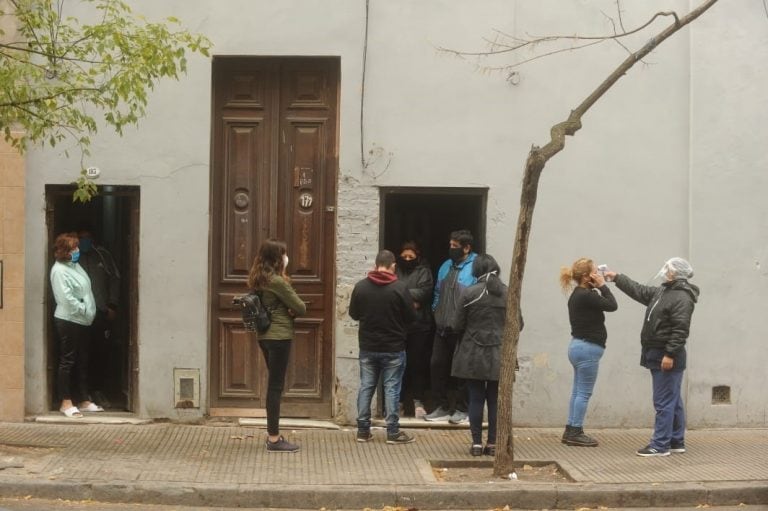 Operativo DetectAr en Balvanera (Foto: Clarín)