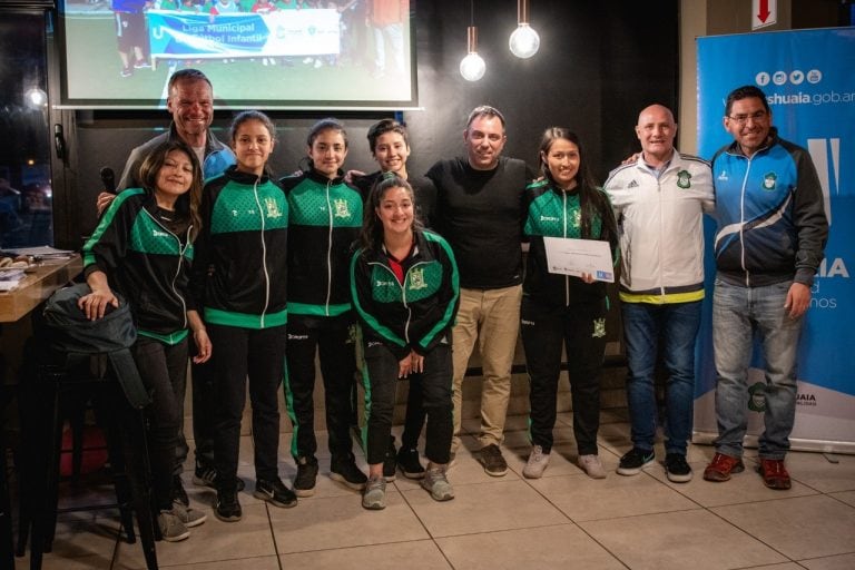 Torneo Municipal Sub15 de fútbol en Ushuaia.