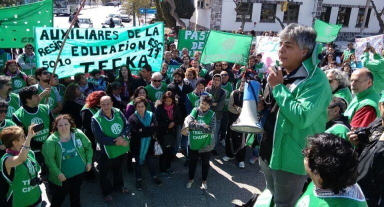 Los estatales nuevamente inicia medidas de paro.