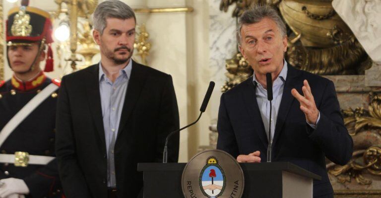 El presidente Mauricio Macri junto a Marcos Peña.