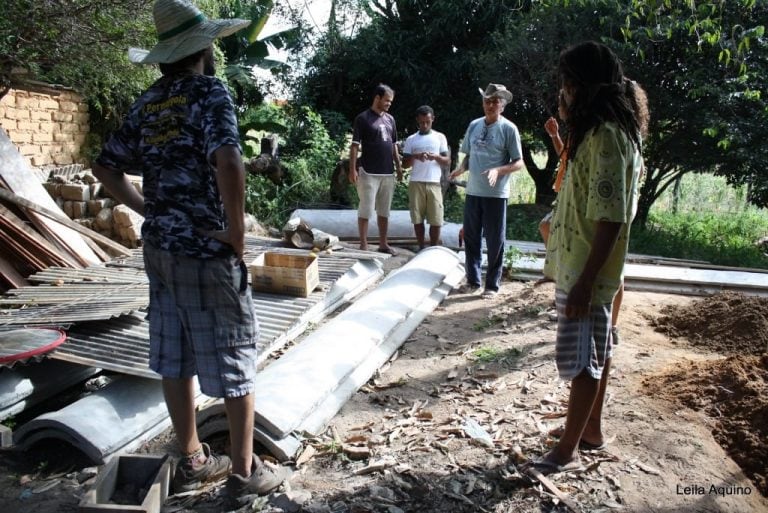 Analizando la mejor forma de construir la casa en pos de encontrar la mayor eficiencia de los recursos. Flickr