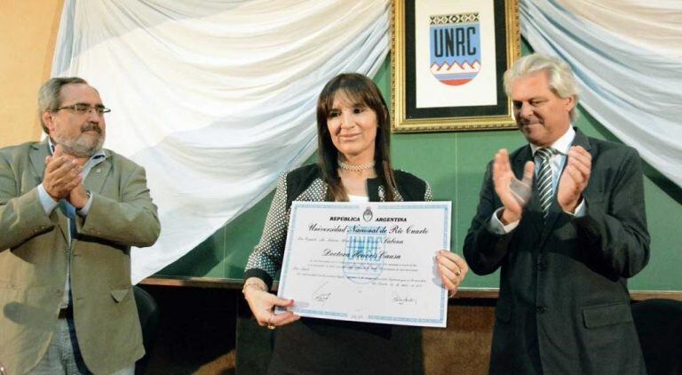 Rosa Sabena Doctora honoris causa UNRC