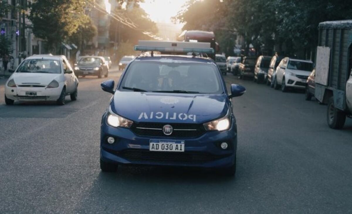 Detuvieron a un policía en el Cerro de Las Rosas, con un inhibidor de alarmas