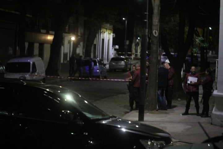 Brutal asesinato de una menor en Flores. (Foto: Clarín)