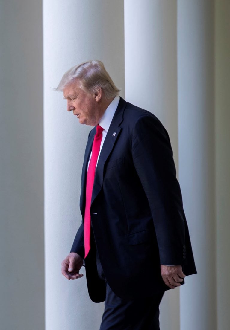 Trump estaba en su campo de golf de Virginia el sábado cuando la elección presidencial fue declarada a favor de Biden (Foto: EFE/EPA/SHAWN THEW)