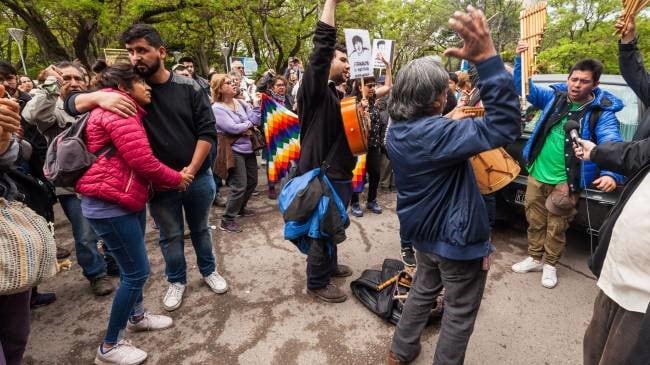 Despiden a Julieta Vinaya, la mujer que luchaba por saber quién mató a su hijo Atahualpa