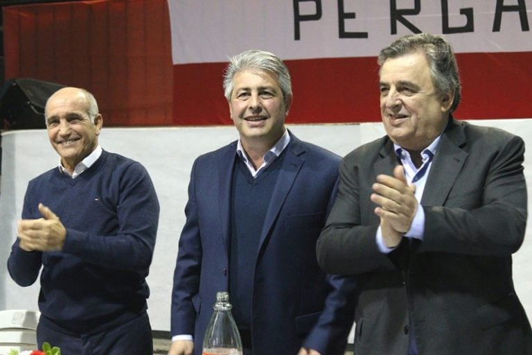 Martínez junto a Negri y Salvador