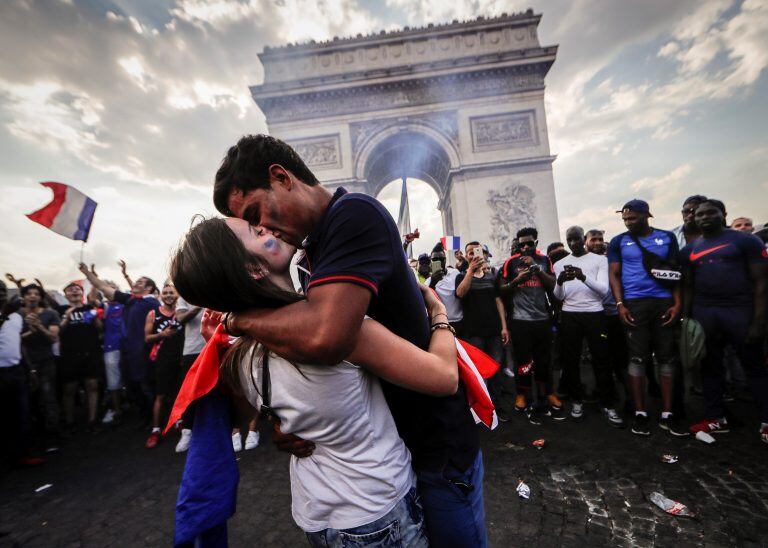 Los franceses celebrando.