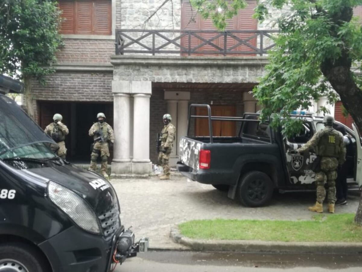 Volvieron a inspeccionar la casona donde mataron a "Ema Pimpi" Sandoval