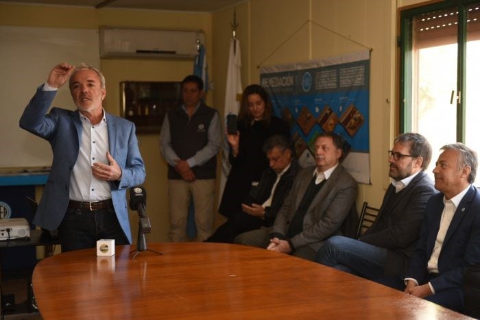 Sierra Pintada. Humberto Mingorance, secretario de Ambiente, explica el proceso de remediación de los pasivos.