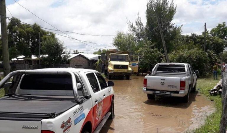 Más de 100 evacuados por el desborde del río Santa Lucía. (Foto: El Litoral)