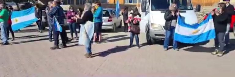 Marcha Federal por el Turismo. Agencias y empresas de Turismo se manifestaron en El Calafate.